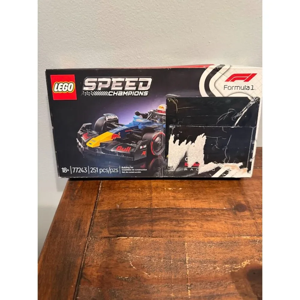 LEGO Speed Champions Oracle Red Bull Racing